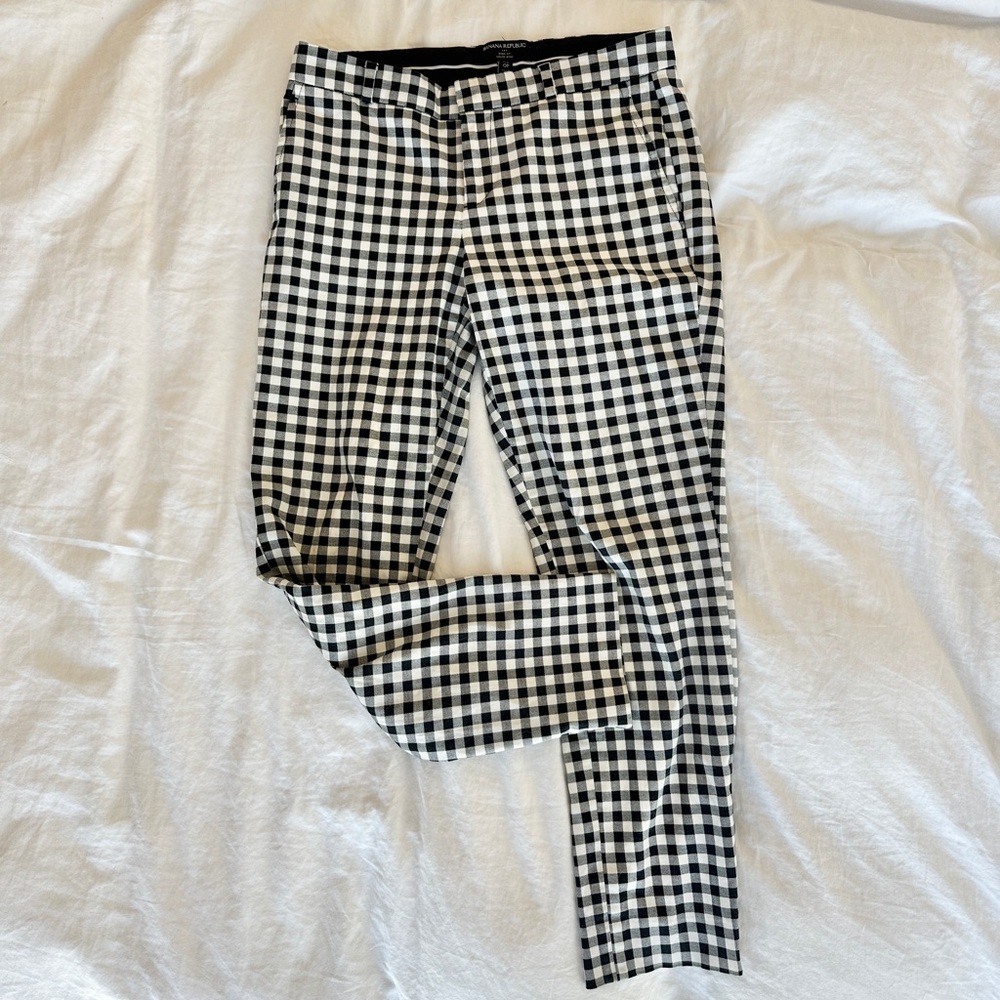 Banana Republic Cropped Checkered Trousers